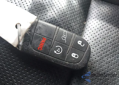 2019 Jeep Grand Cherokee High Altitude 4X4 z USA, uszkodzony, nr VIN 1C4RJFCG4KC784815